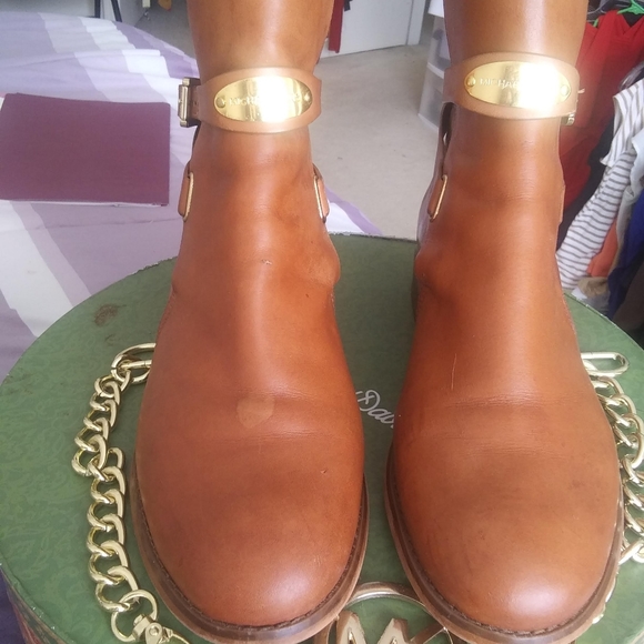 Enjoy a 50% discount on your next purchase. $50+ - Picture 13 of 16